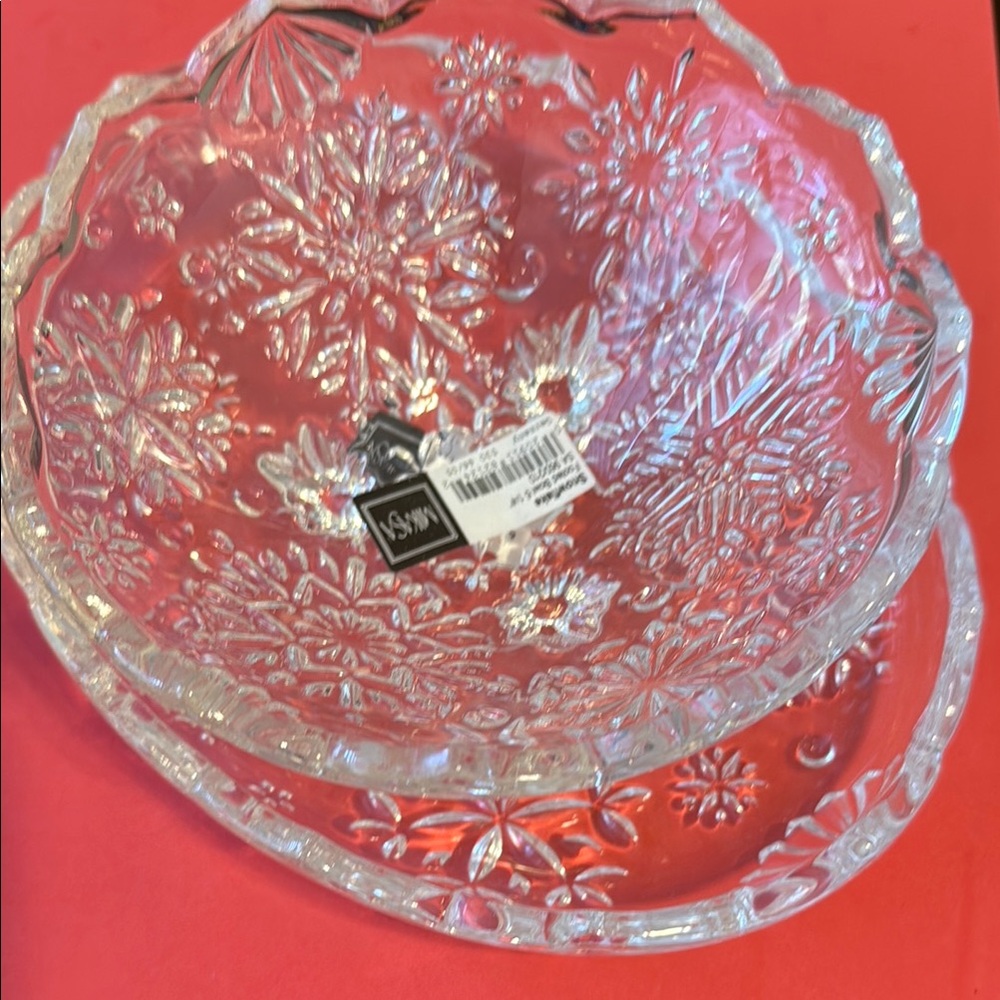 Mikasa Clear Glass Snowflake Design Platter and Footed Bowl
